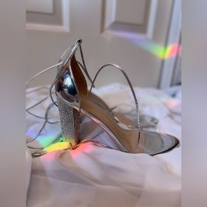 🩶🛸 Silver Clear Bedazzled Wrap Heels 🛸🩶
